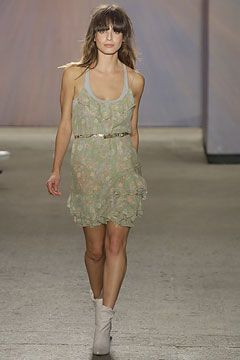 DKNY fashion show for Spring/Summer 2004