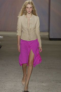 DKNY fashion show for Spring/Summer 2004