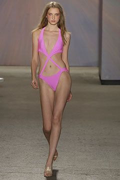 DKNY fashion show for Spring/Summer 2004