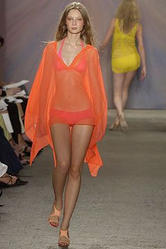 DKNY fashion show for Spring/Summer 2004