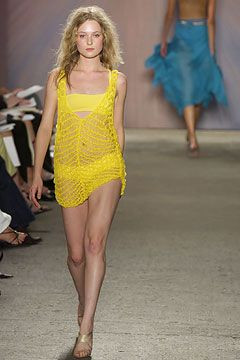 DKNY fashion show for Spring/Summer 2004