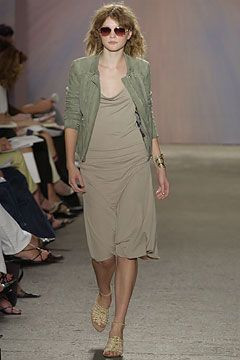 DKNY fashion show for Spring/Summer 2004