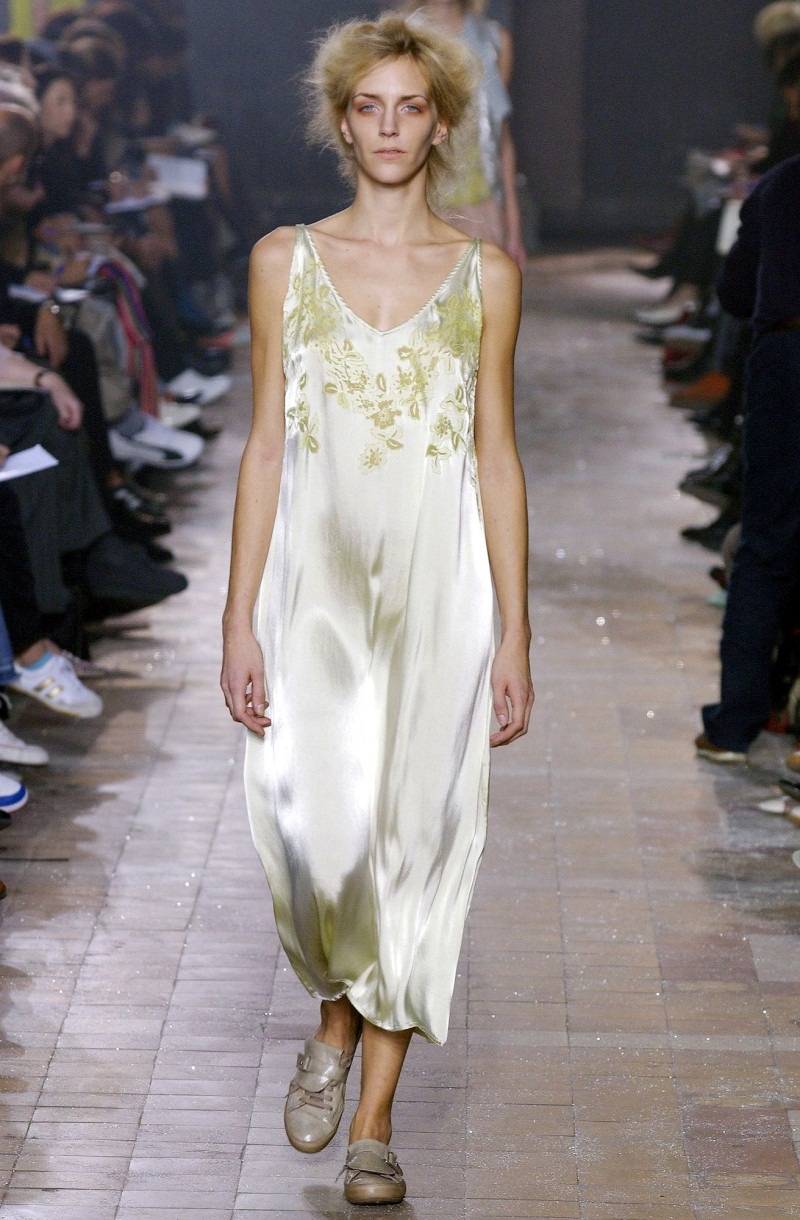 Dries van Noten fashion show for Spring/Summer 2004