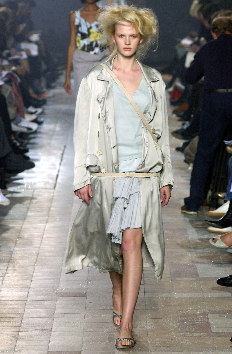 Dries van Noten fashion show for Spring/Summer 2004