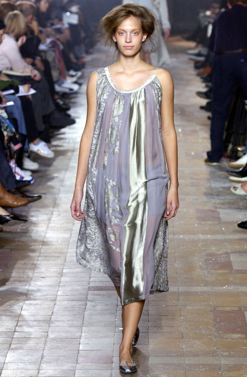 Dries van Noten fashion show for Spring/Summer 2004