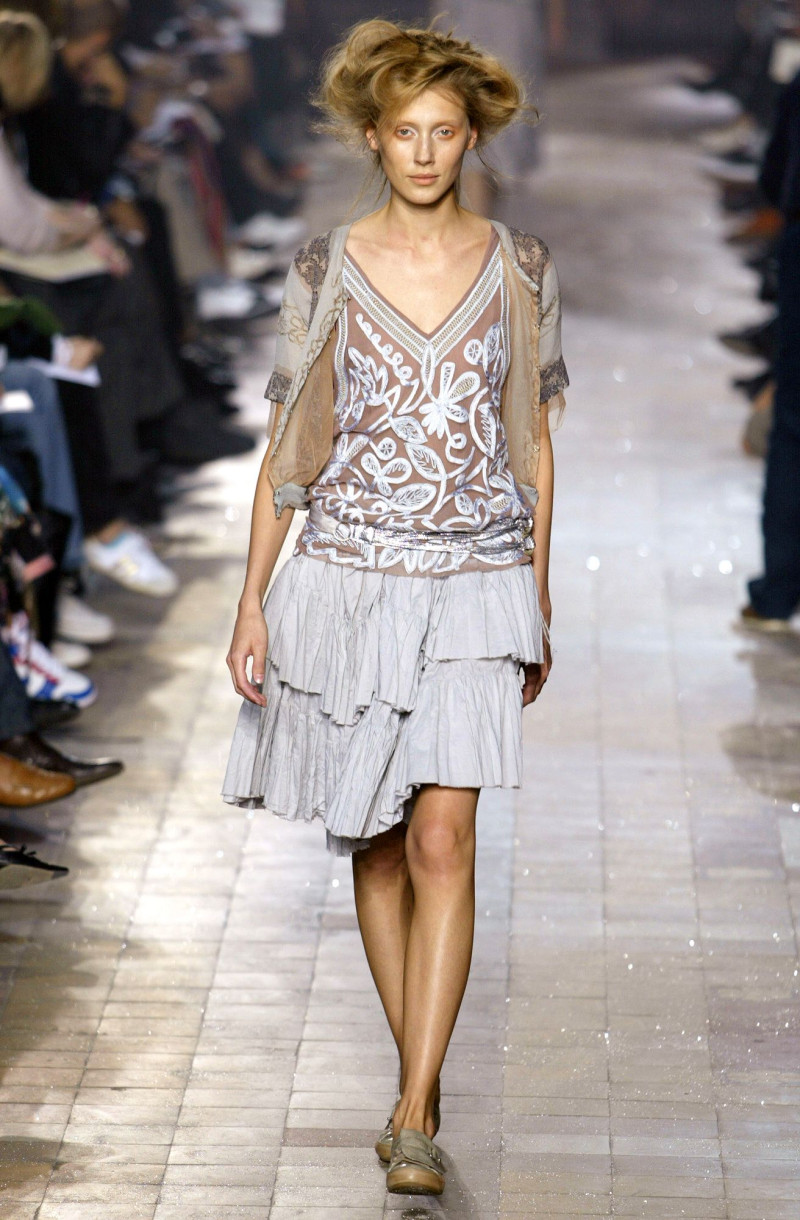 Dries van Noten fashion show for Spring/Summer 2004