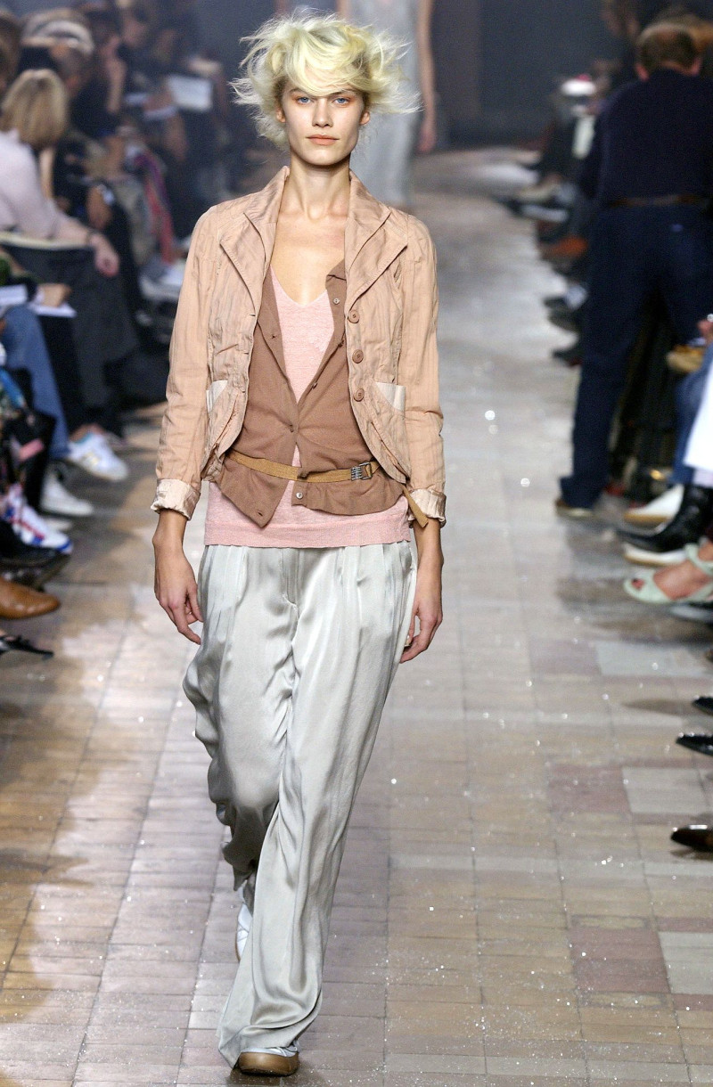 Dries van Noten fashion show for Spring/Summer 2004