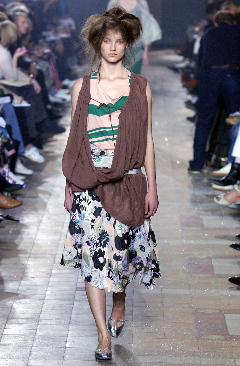 Dries van Noten fashion show for Spring/Summer 2004