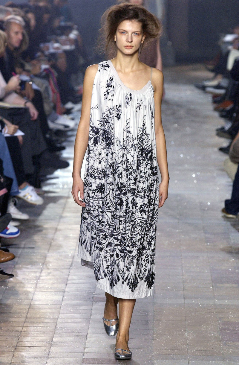 Dries van Noten fashion show for Spring/Summer 2004