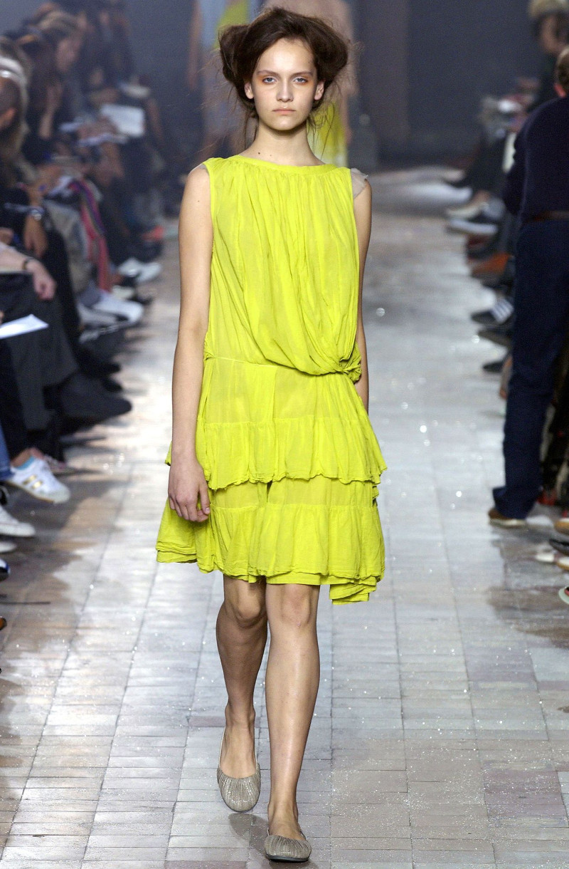 Dries van Noten fashion show for Spring/Summer 2004