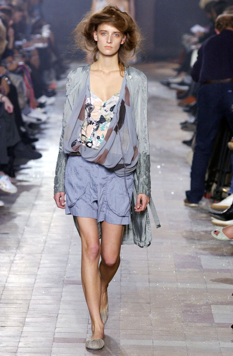 Dries van Noten fashion show for Spring/Summer 2004