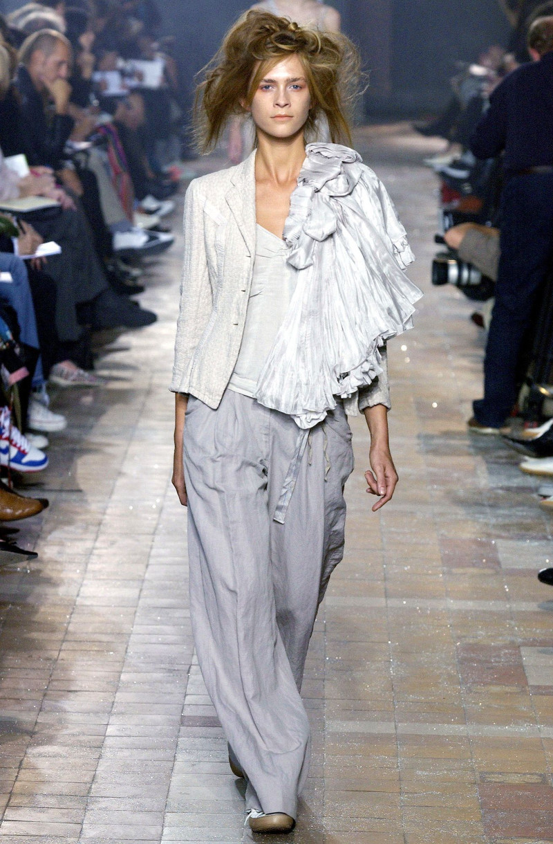 Dries van Noten fashion show for Spring/Summer 2004