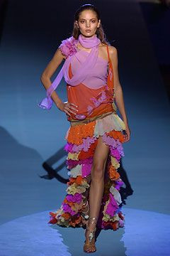 Emanuel Ungaro fashion show for Spring/Summer 2004