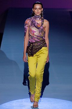 Emanuel Ungaro fashion show for Spring/Summer 2004