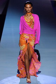 Emanuel Ungaro fashion show for Spring/Summer 2004