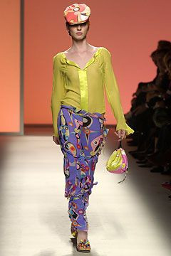Pucci fashion show for Spring/Summer 2004