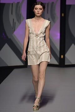 Frostfrench fashion show for Spring/Summer 2004