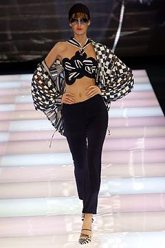 Giorgio Armani fashion show for Spring/Summer 2004