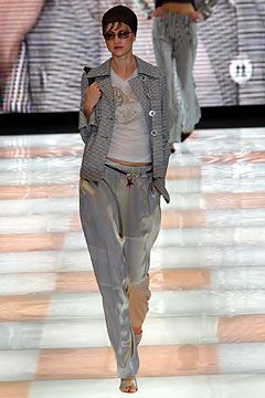 Giorgio Armani fashion show for Spring/Summer 2004
