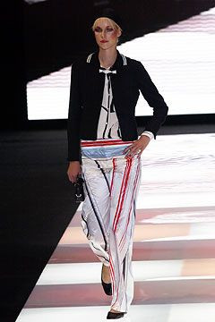 Giorgio Armani fashion show for Spring/Summer 2004