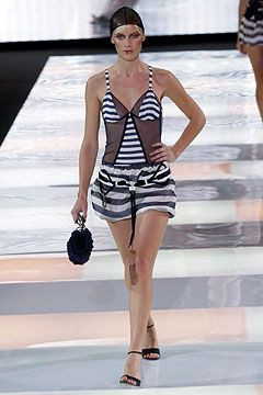 Giorgio Armani fashion show for Spring/Summer 2004