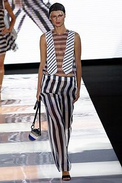 Giorgio Armani fashion show for Spring/Summer 2004