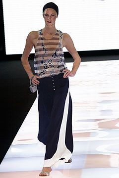 Giorgio Armani fashion show for Spring/Summer 2004