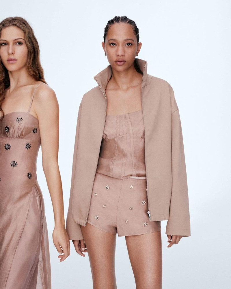 Angelina Kendall featured in  the H&M notes on being advertisement for Spring/Summer 2025