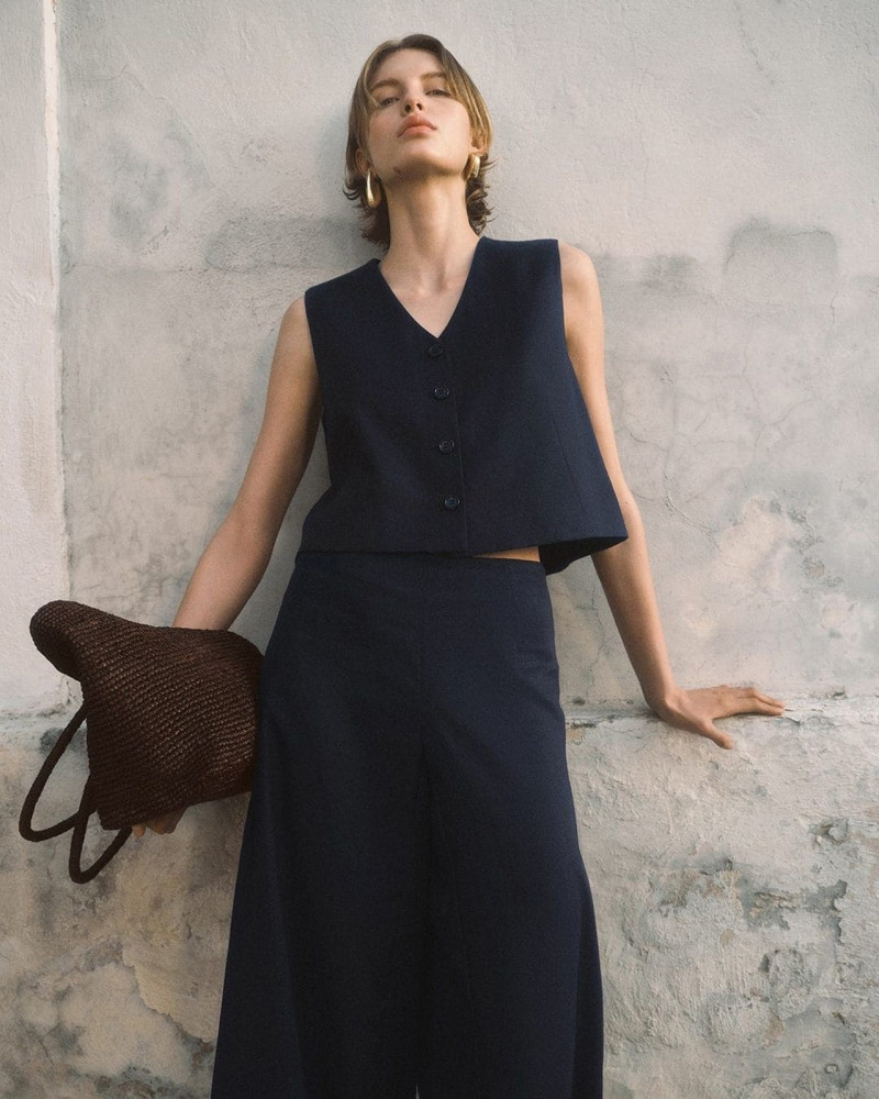 Mary Ukech featured in  the Cos Sweden advertisement for Summer 2025