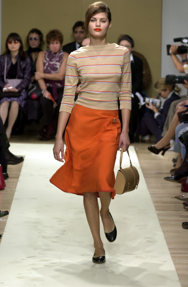 Isabeli Fontana featured in  the Trussardi fashion show for Spring/Summer 2001