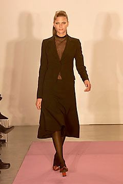 DKNY fashion show for Autumn/Winter 2000