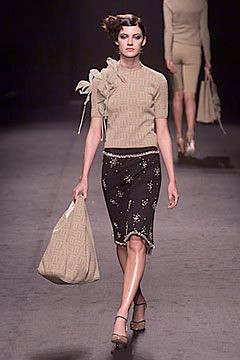 Alessandro Dell\'Acqua fashion show for Autumn/Winter 2000