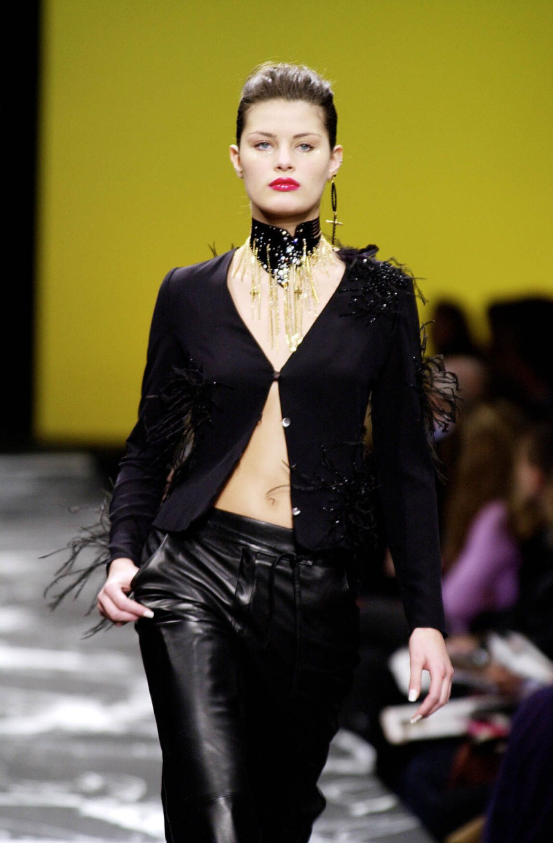 Isabeli Fontana featured in  the Emanuel Ungaro fashion show for Autumn/Winter 2000