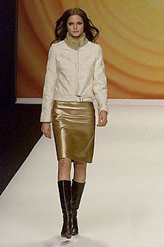 Vivienne Tam fashion show for Autumn/Winter 2000