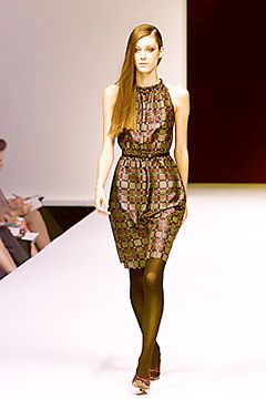 Max Mara fashion show for Spring/Summer 2000