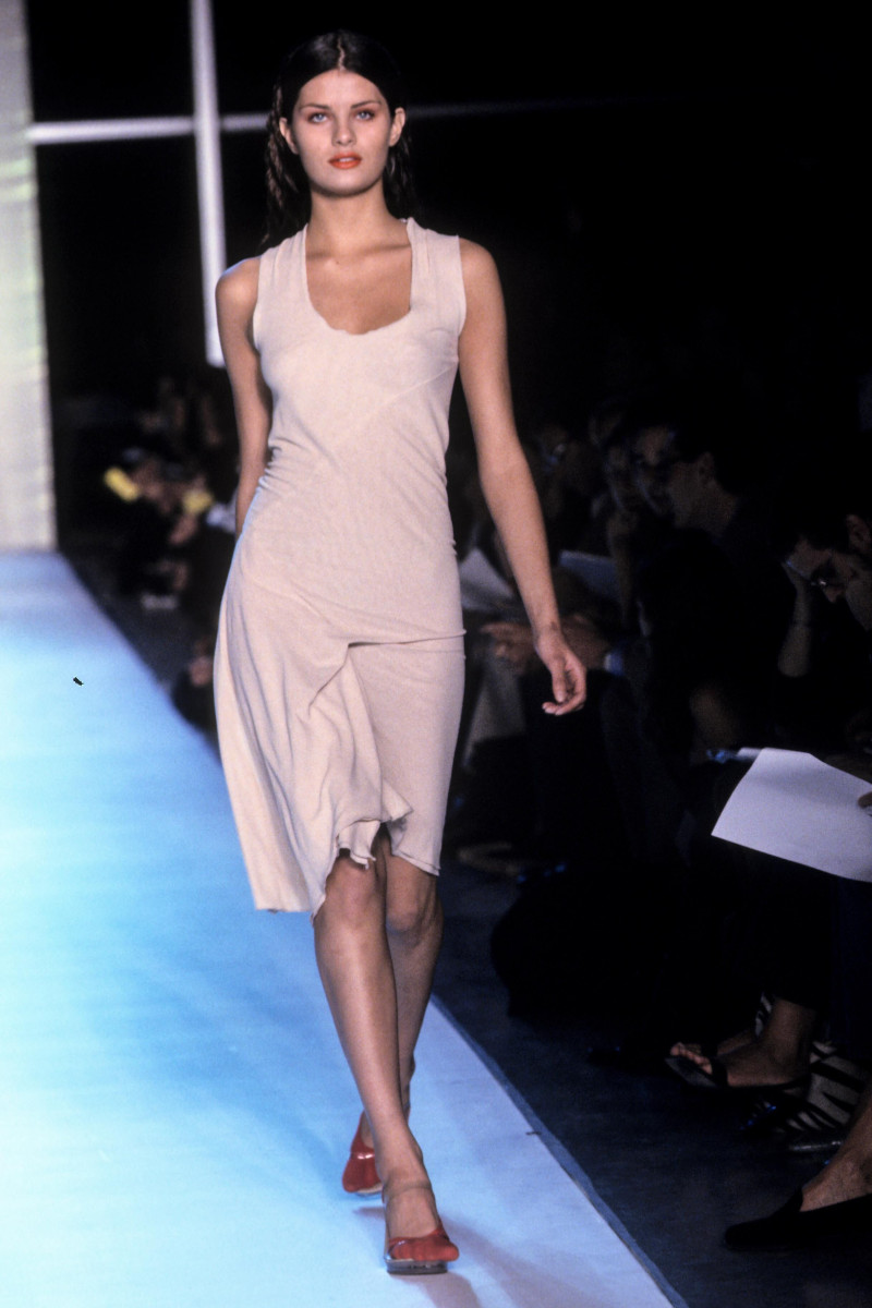 Isabeli Fontana featured in  the DKNY fashion show for Spring/Summer 2000