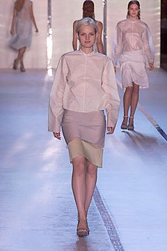 DKNY fashion show for Spring/Summer 2000