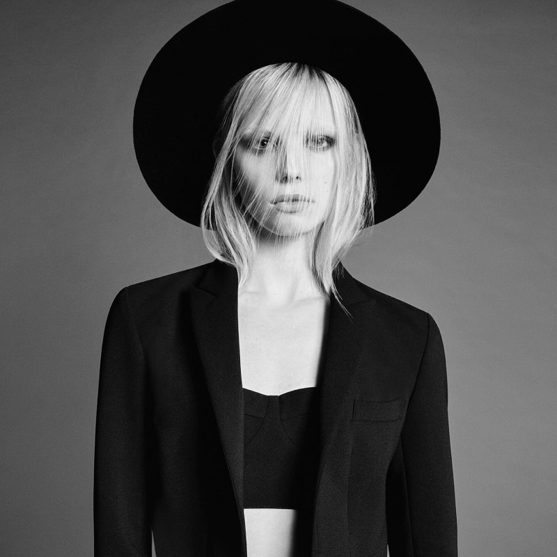 Tara Halliwell featured in  the Max&Co Ilaboration advertisement for Autumn/Winter 2023
