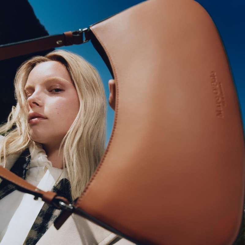 Tara Halliwell featured in  the Marc O‘Polo advertisement for Autumn/Winter 2023