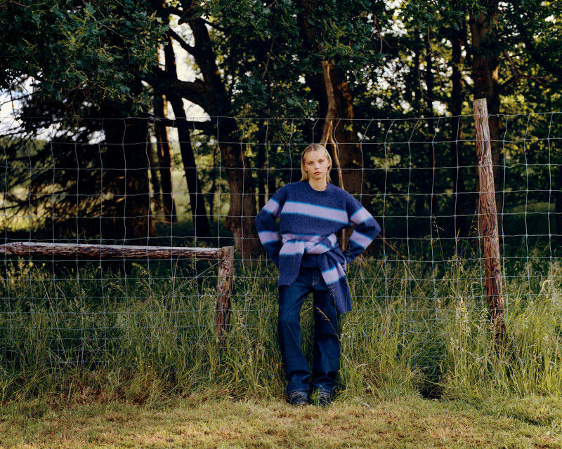 Tara Halliwell featured in  the Madhappy advertisement for Pre-Fall 2023