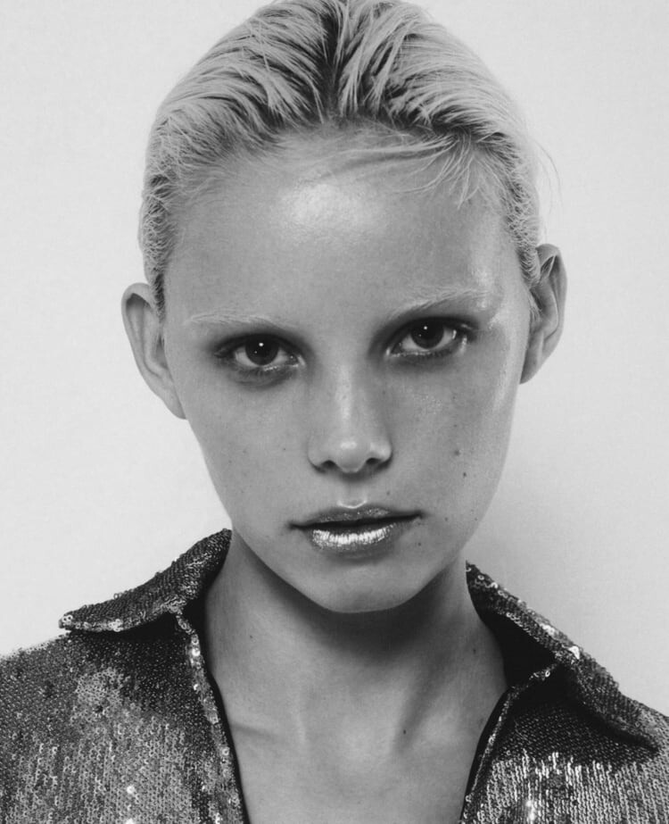 Tara Halliwell featured in  the Zara lookbook for Winter 2022