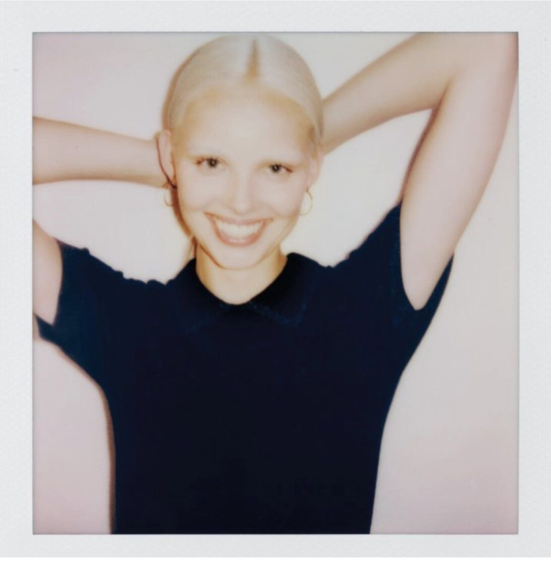 Tara Halliwell featured in  the Tommy Hilfiger advertisement for Holiday 2022