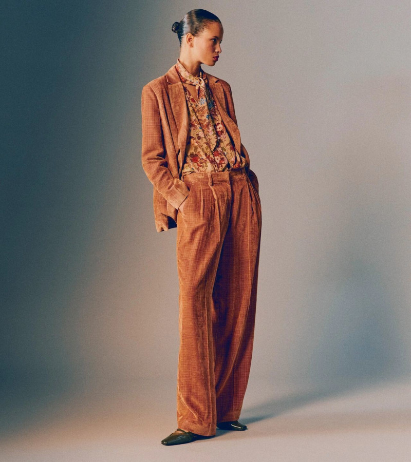 momoni lookbook for Pre-Fall 2025