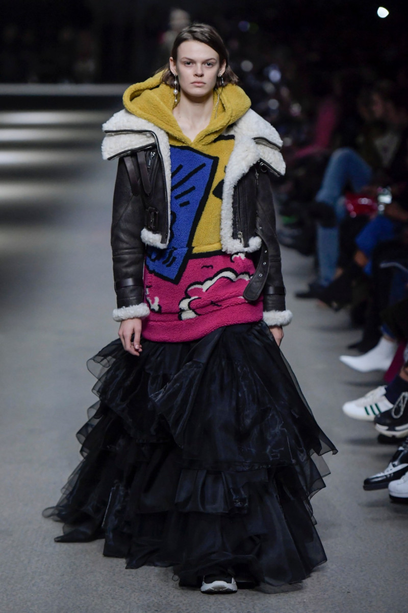 Cara Taylor featured in  the Burberry fashion show for Autumn/Winter 2018