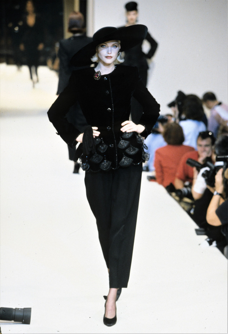 Givenchy Haute Couture fashion show for Autumn/Winter 1995