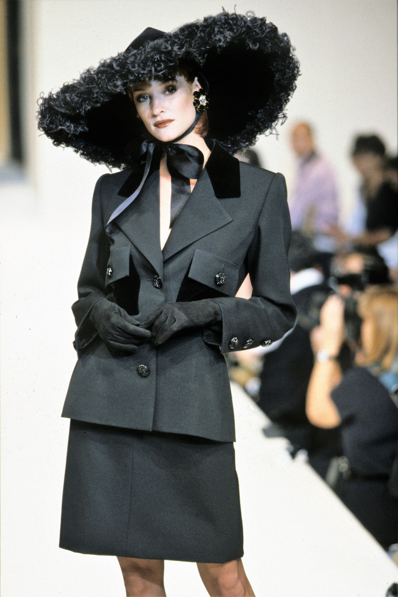 Givenchy Haute Couture fashion show for Autumn/Winter 1995