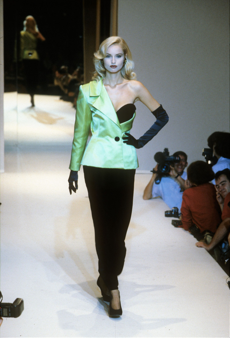 Givenchy Haute Couture fashion show for Autumn/Winter 1995