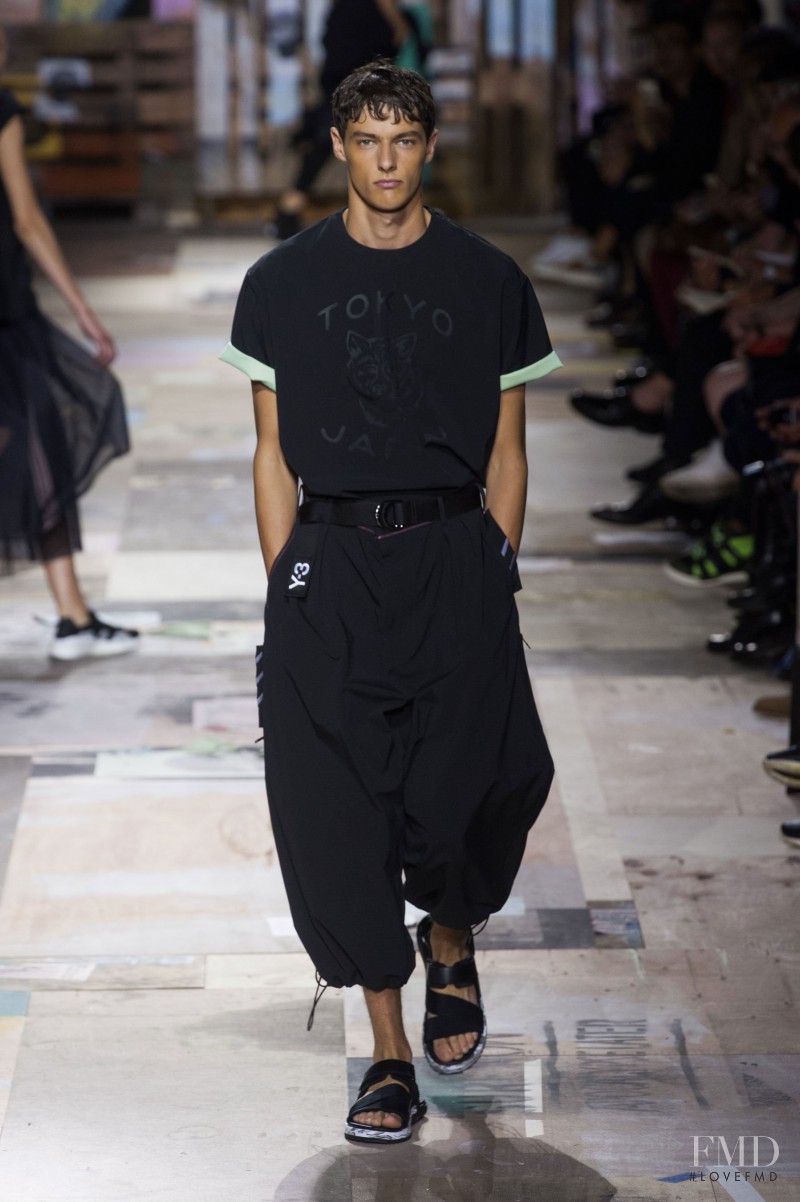 Y-3 fashion show for Spring/Summer 2015