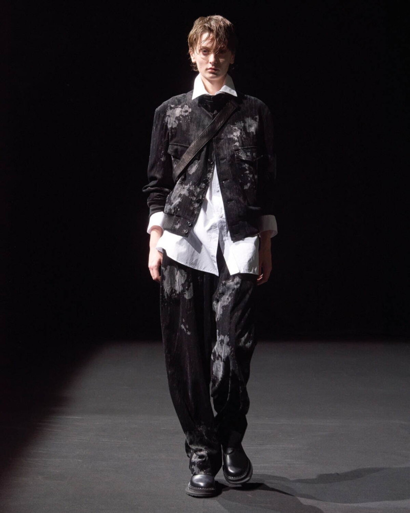 Y\'s by Yohji Yamamoto lookbook for Autumn/Winter 2025