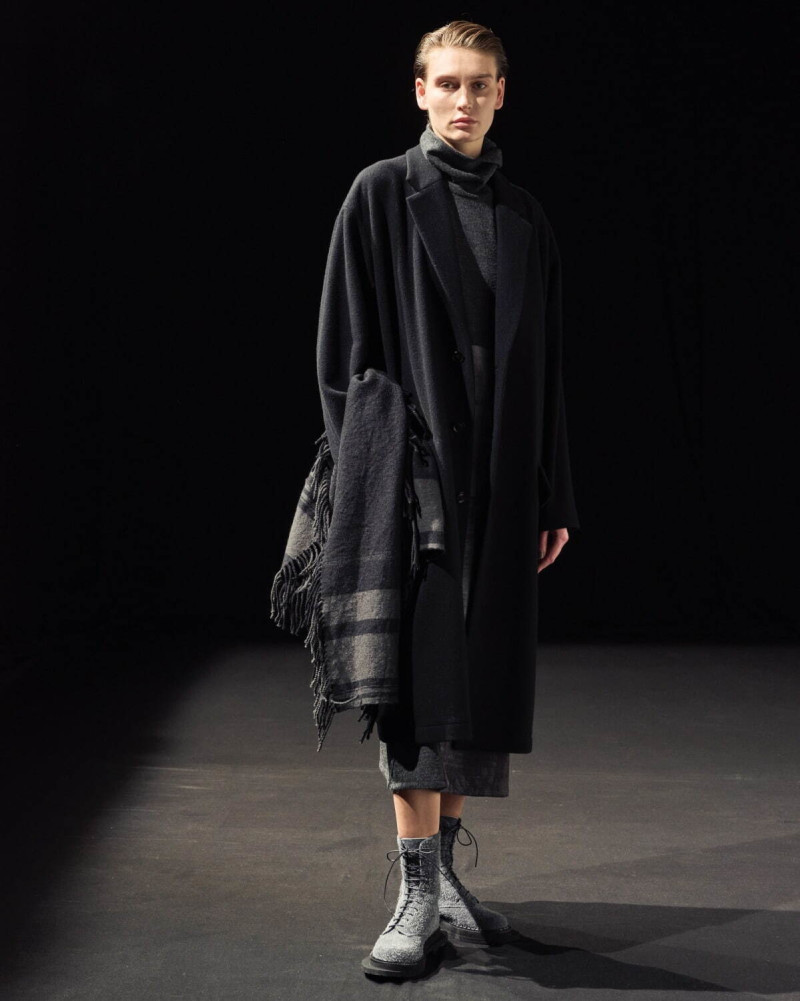 Y\'s by Yohji Yamamoto lookbook for Autumn/Winter 2025